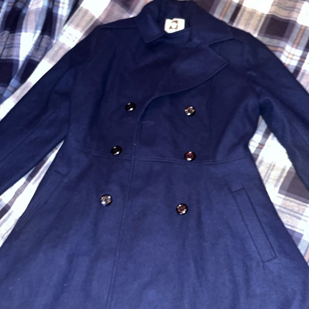 Beautiful navy blue Anne Klein peacock jacket.